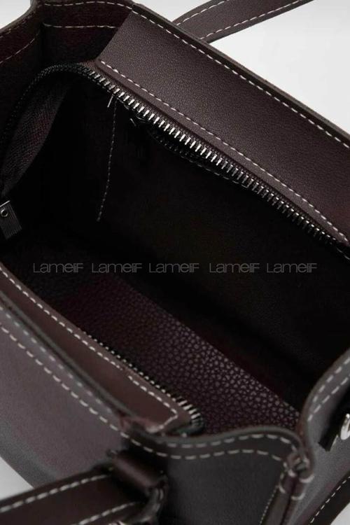 Lamelif Deri Görünümlü Kadın Omuz Çantası Acı Kahve