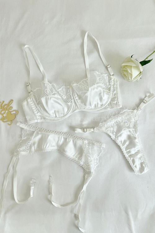 Lamelif Rhera Dantelli Saten Gecelikli Jartiyer Takım