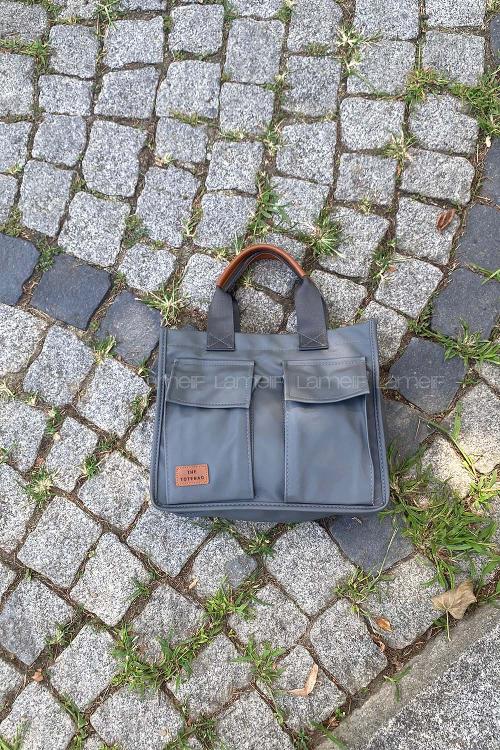 Lamelif Önü Çift Cepli Astarlı A kalite Saten Çanta Gri