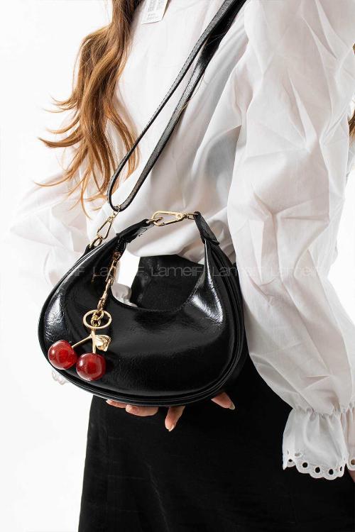 Lamelif Betty Model Charm Hediyeli Kadın El Ve Omuz Çantası Siyah