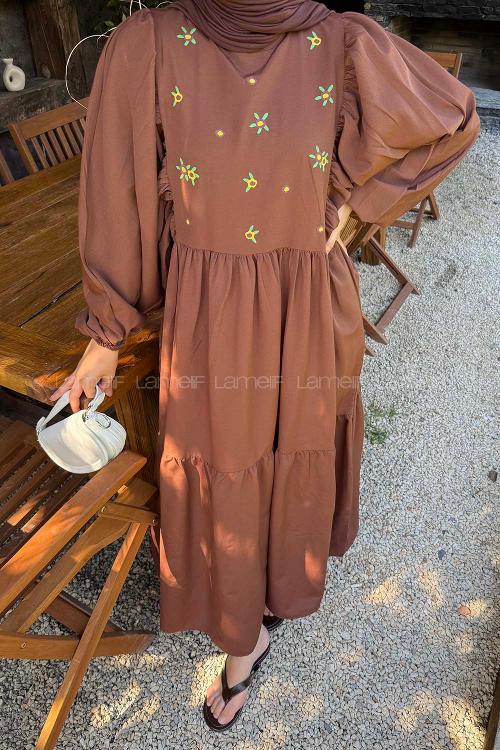 Bitter Brown Crew Neck Cotton Printed Dresess