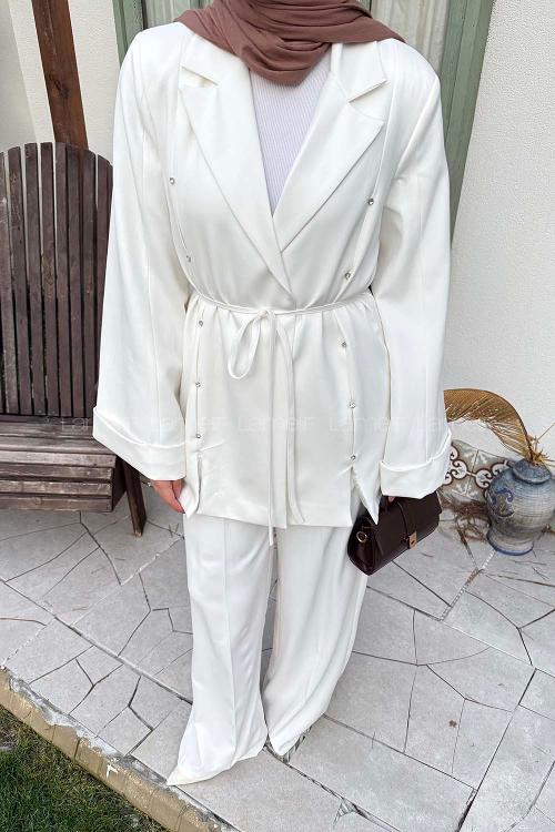 Lamelif Derin Pens Detaylı Tesettür Takım Beyaz