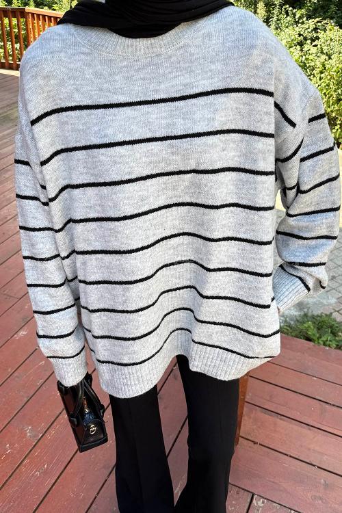 Lamelif Çizgili Triko Kazak Gri