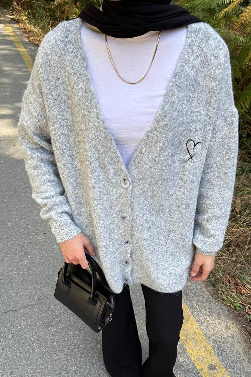 Lamelif Kalp Nakış Detaylı Oversize Hırka Gri