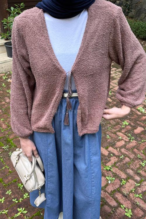 Lamelif Püsküllü Hırka Kahverengi