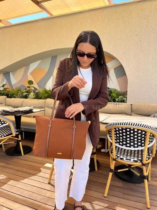 Tan Buckle Skin Hand Bag Bag