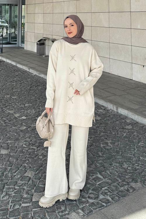 Lamelif İnci İşlemeli Tesettür Takım Krem