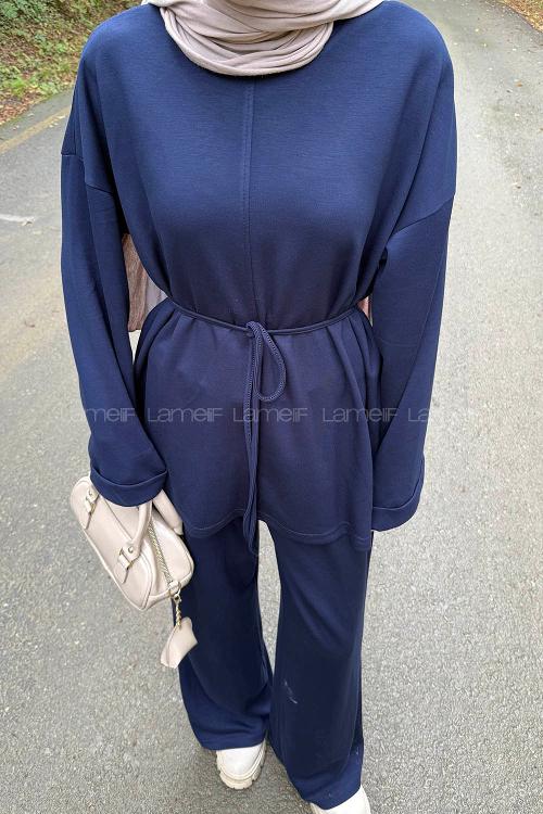 Lamelif Yırtmaç Detaylı Oysho Pantolonlu Takım Lacivert