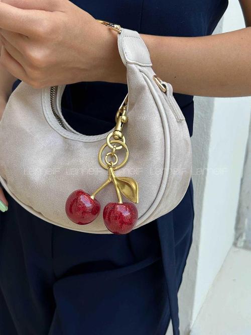 Lamelif Betty Süet Model Charm Hediyeli Kadın El Ve Omuz Çantası