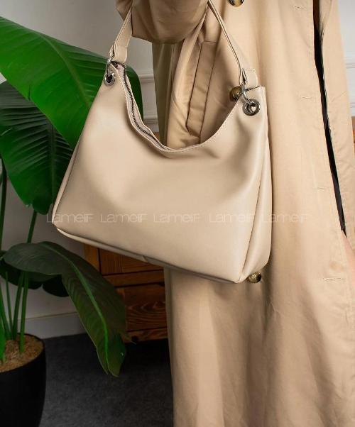 Lamelif Halka Detaylı Yumuşak Deri Ayarlanabilir Omuz Askılı Salaş Kadın Çanta