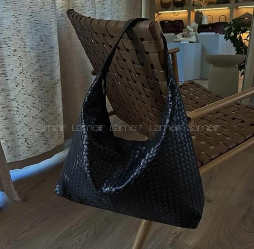 Lamelif Salaş Örgü Detay Lauren Kadın Kol Çanta