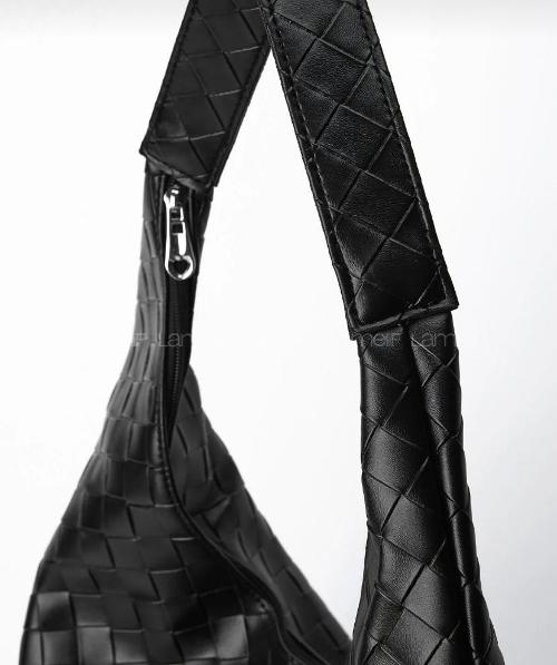 Lamelif Salaş Örgü Detay Lauren Kadın Kol Çanta