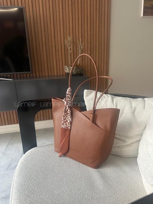 Tan With A Tie Skin Hand Bag Arm Bag Bag