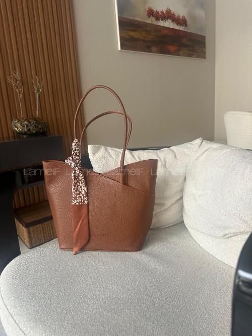 Tan With A Tie Skin Hand Bag Arm Bag Bag