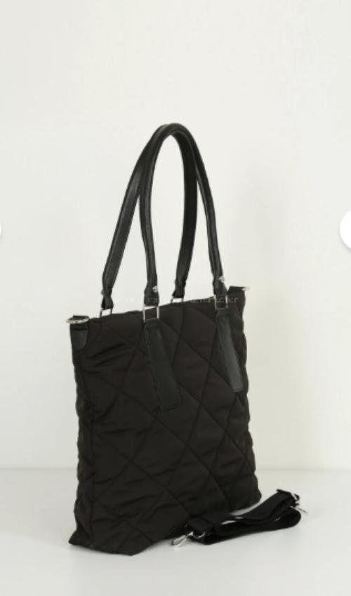 Lamelif Büyük Kapitoneli Yumuşak Dokulu Kadın Kol Çantası Siyah