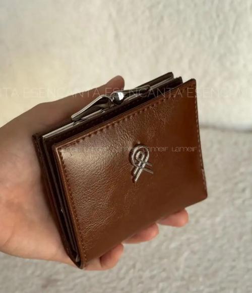 Tan Buckle Skin Hand Bag Bag