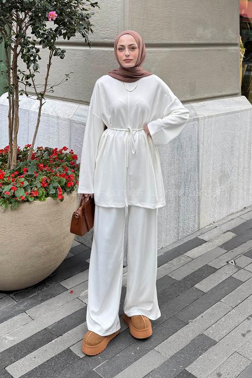 Lamelif Yırtmaçlı İkili Takım Beyaz