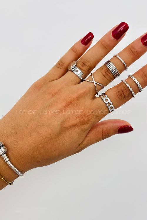 Lamelif Gümüş 7li Kombin Sallantılı Yüzük Seti