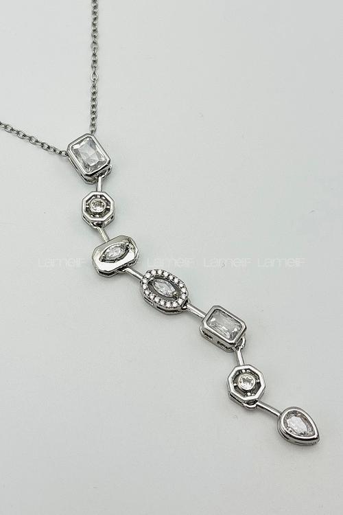 Lamelif Gümüş Minimalist Kristal Taşlı Y Kolye