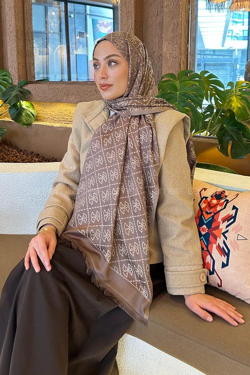 Lamelif Guess Desen Kaşmir Çift Taraflı Şal Tozlu Kahve