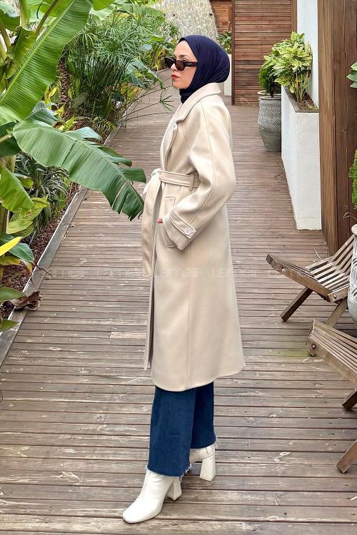 Lamelif Bağlama Detaylı Kaşe Kaban Krem