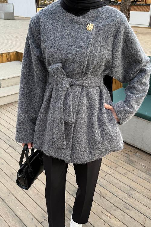 Lamelif Bağlama Detaylı Gold Düğmeli Kaban Antrasit