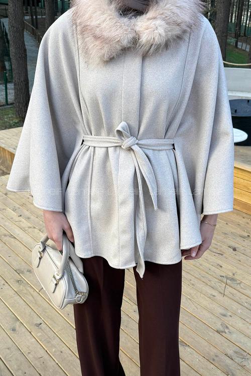 Lamelif Kürk Yakalı Panço Sütlü Kahve