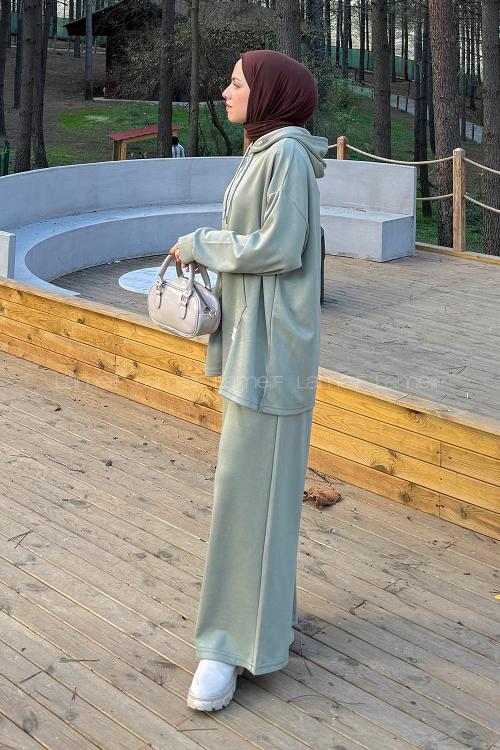 Plum Green Hood Neck Long Arm Cotton Regular Trousers Comfortable Suit