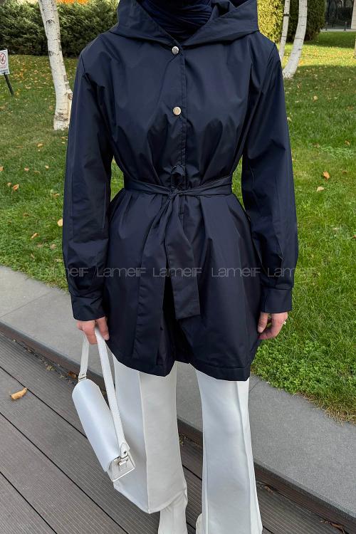 Lamelif Bağlama Detaylı Yağmurluk Lacivert
