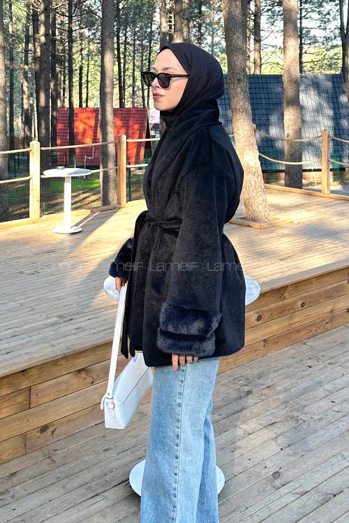 Lamelif Kol Kürk Detaylı Kaban Siyah