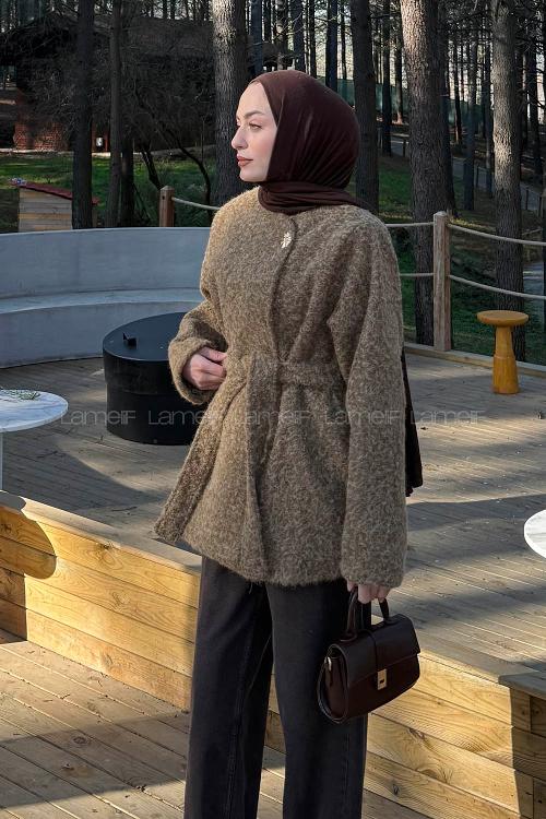 Lamelif Bağlama Detaylı Gold Düğmeli Kaban Camel