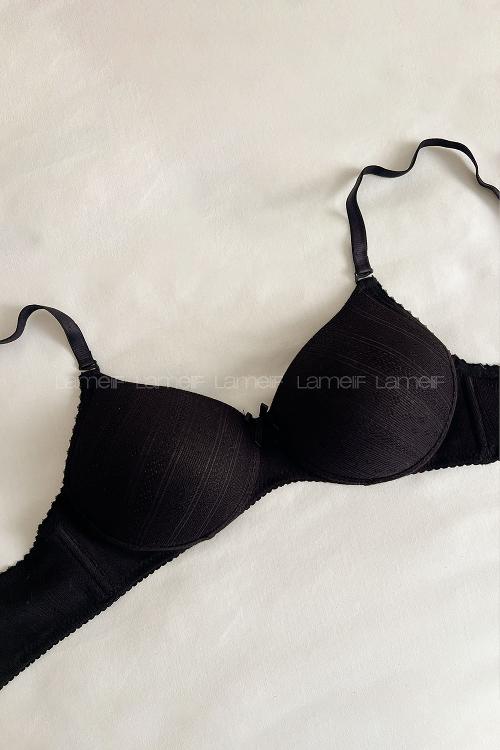 Black Cotton Fabric Without Underwire Support Bralet