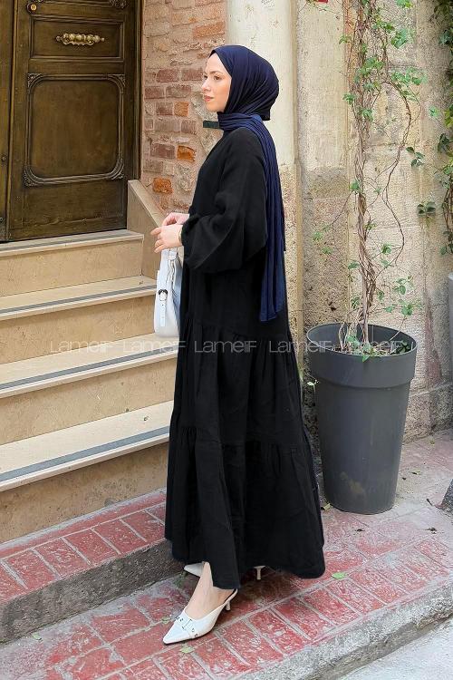 Lamelif Ön Yarım Düğme Detaylı Müslin Kumaş Tesettür Elbise Siyah