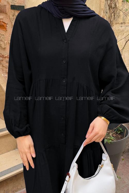 Lamelif Ön Yarım Düğme Detaylı Müslin Kumaş Tesettür Elbise Siyah