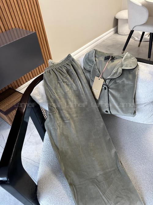 Lamelif Çağla Yeşili  Lüx Kadife Kumaş Pijama Takım Seti