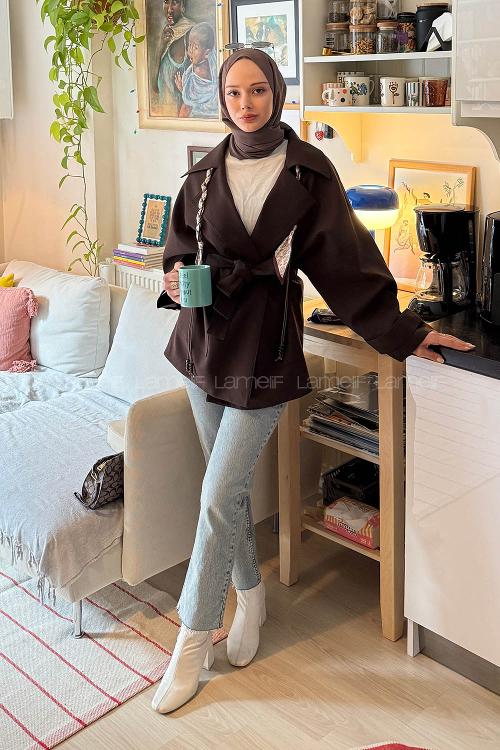 Lamelif Dökümlü Kemerli Trençkot Kahve