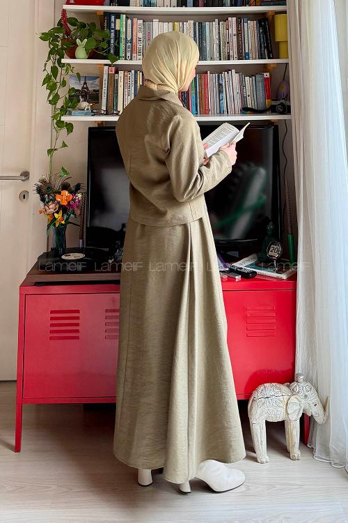 Lamelif Gold Düğme Detaylı Etekli Takım Haki