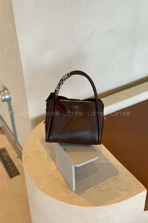Brown With Zipper Skin Hand Bag Arm Bag Bag