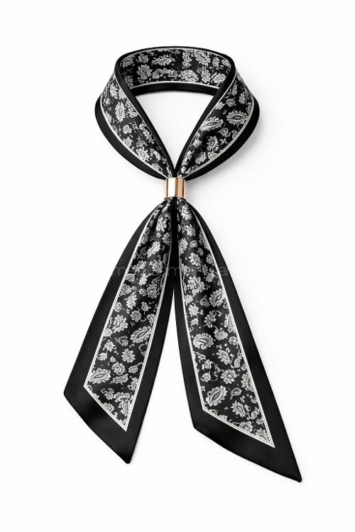 Black Foulard