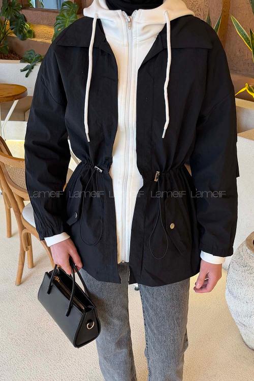 Lamelif Kapüşonlu Garnili Yağmurluk Siyah