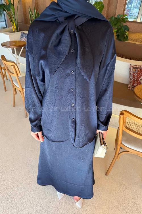 Lamelif Yaka Detaylı Etekli Takım Lacivert