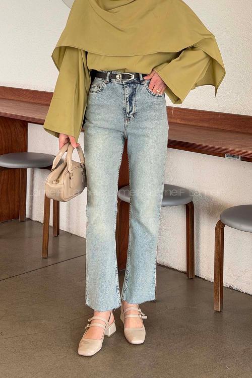 Lamelif Kesik Paça Fit Jean Açık Mavi