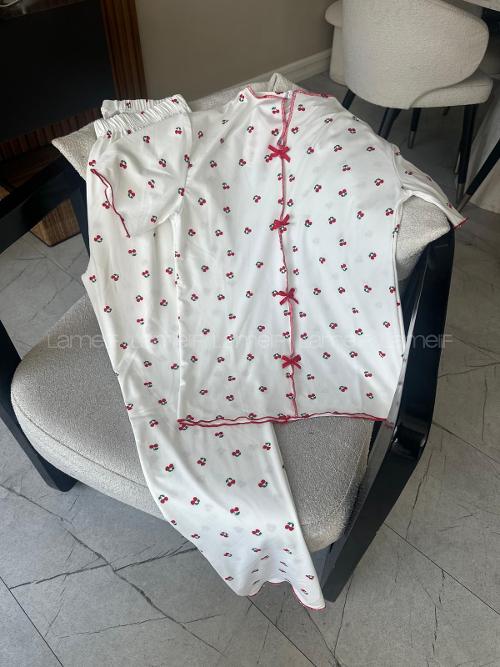 Lamelif Kadın Kiraz Desenli Fiyonk Özel Dikiş Pijama Takımı
