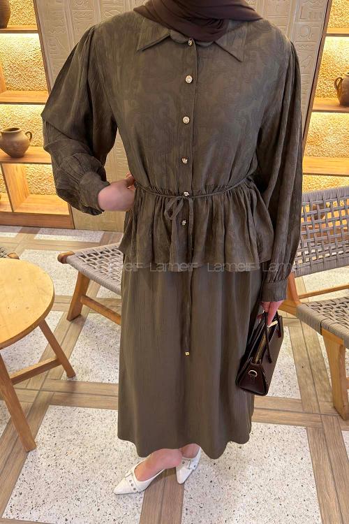 Lamelif Bağlama Detaylı Desenli Tesettür Takım Koyu Yeşil