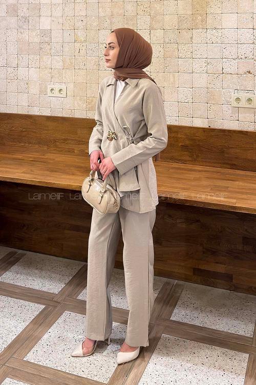 Lamelif Toka Detaylı Pantolonlu İkili Takım Taş Rengi