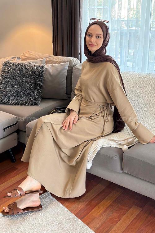 Lamelif Eteği Bağlama Detaylı Takım Bej