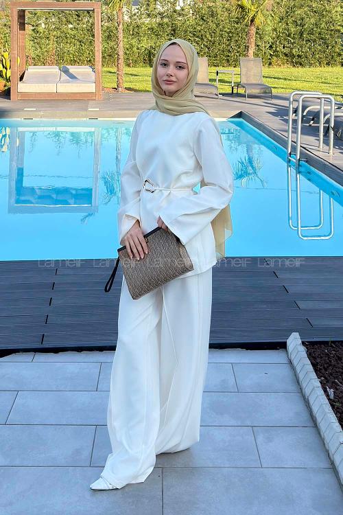 Lamelif Ön Kapama Detaylı Pantolonlu Takım Krem