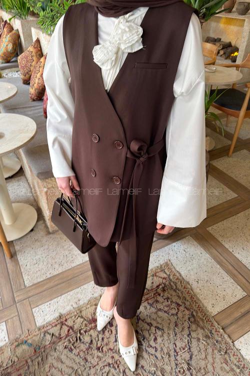 Lamelif Kruvaze Düğme Detaylı Yelek-Pantolon Takım Acı Kahve