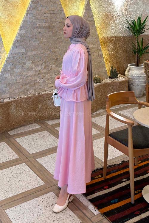 Lamelif Bağlama Detaylı Desenli Tesettür Takım Pembe