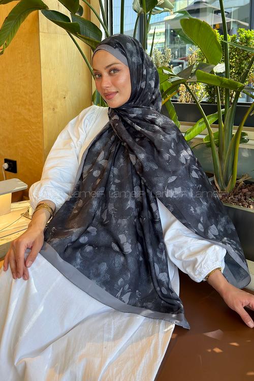 Lamelif Çiçek Desen Lara Soft Şal Siyah